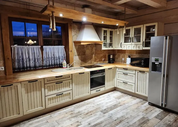 Limajno Willa Cerkiewnik